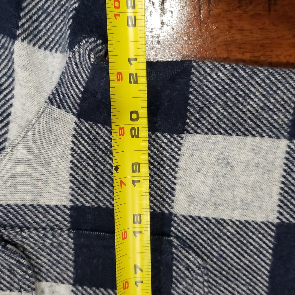 Faherty Blue and White Checkered Super Soft Flannel Button Down - Picture 6 of 8